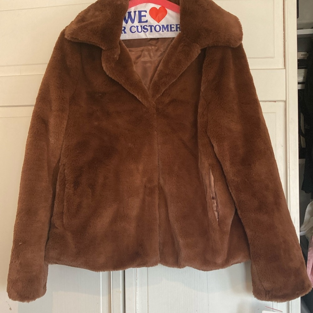 Gorgeous Faux Fur Jacket - ladies medium